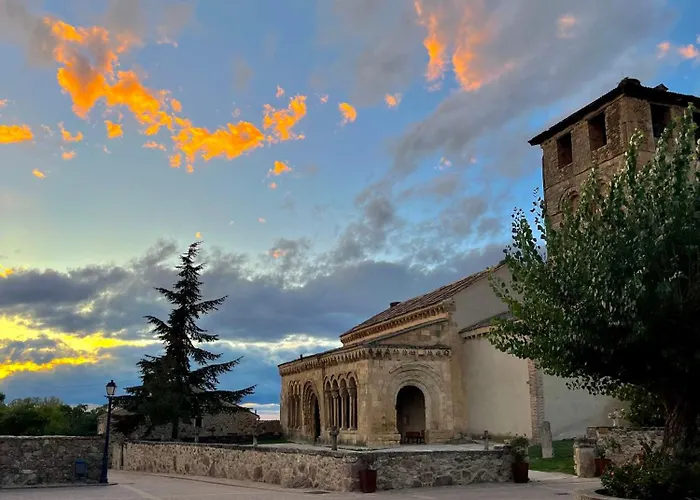 Landhaus Saltus Abus, Espectacular Conjunto Rural En Sotosalbos, 10min De Segovia *